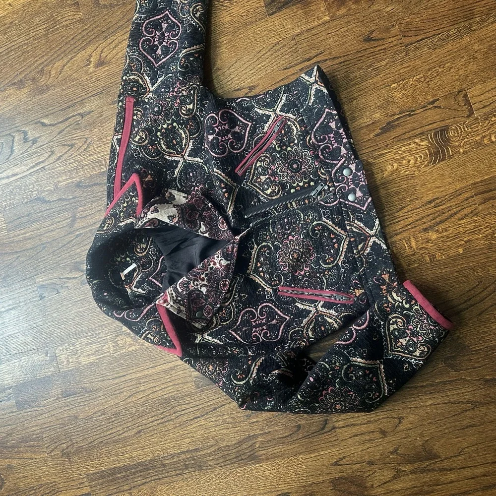 Free People Tapestry Corduroy Jacket with paisley design XS - Picture 13 of 15